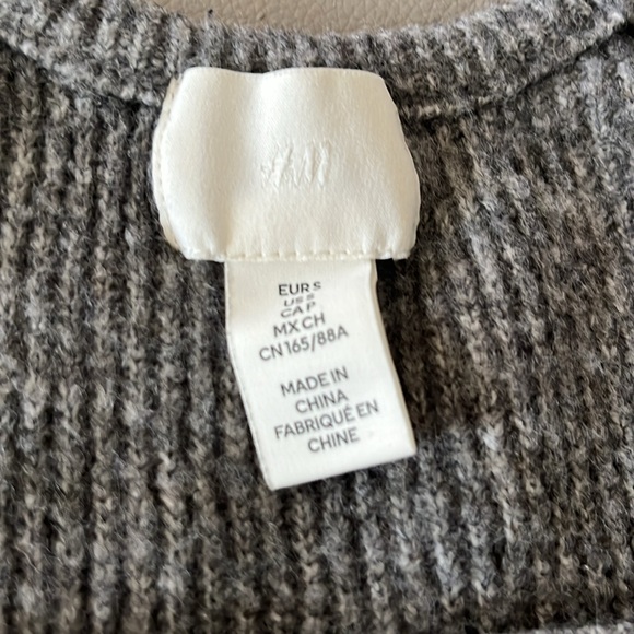 H&M Square Milkmaid Heather G Sweater Size S - Picture 7 of 11